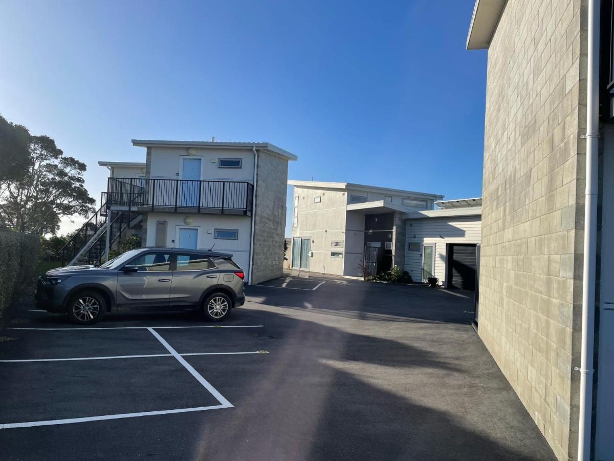 Carters By The Sea Beachside Studio Apartments Carters Beach エクステリア 写真